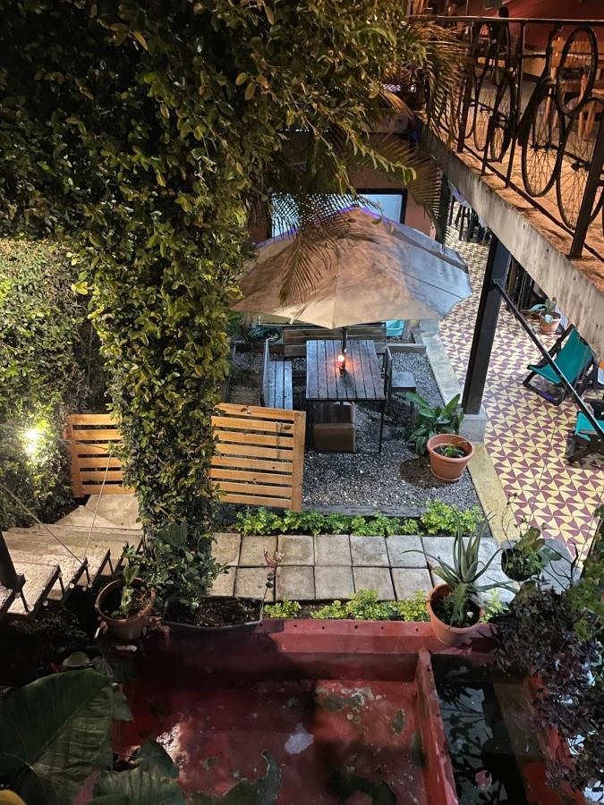 Amura Hostal Антигуа-Гватемала Экстерьер фото